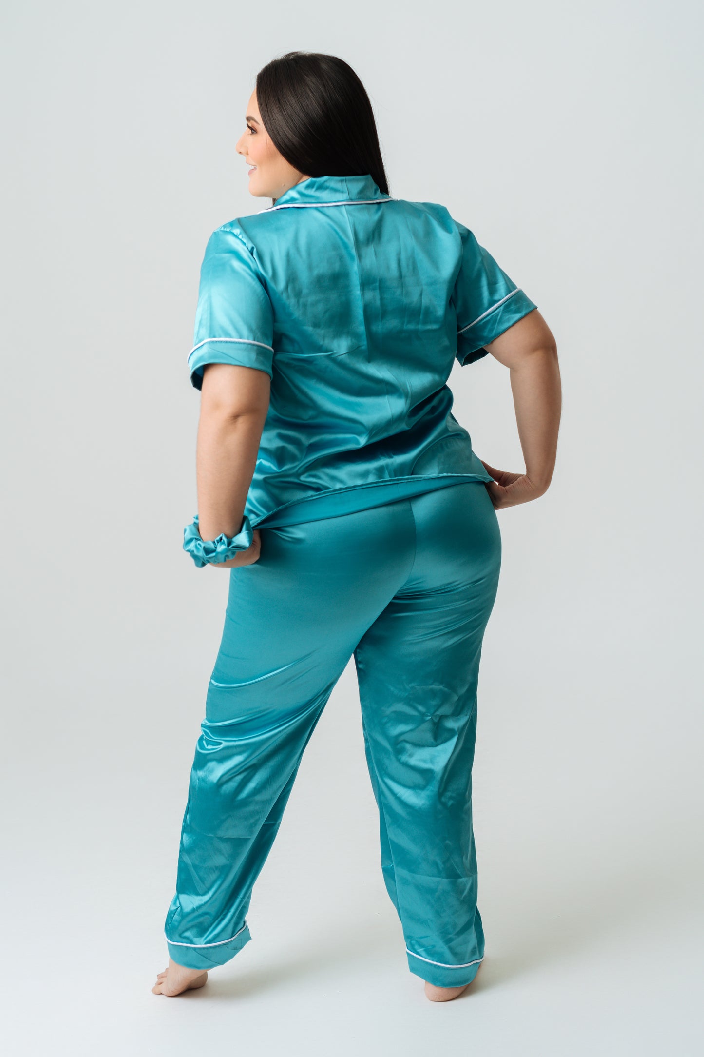 Luci pantalón largo camisa manga corta